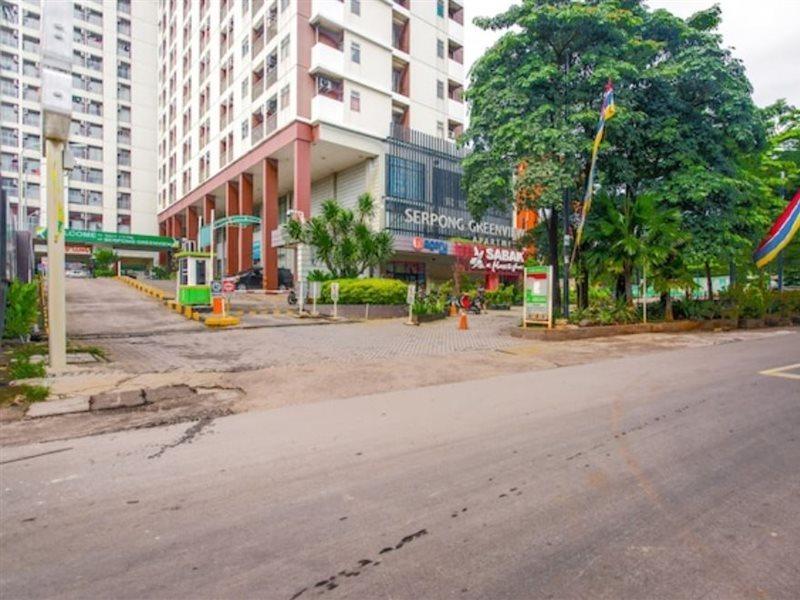 โอโย 2482 อพาร์ตเมนต์ เซอร์ปง กรีนวิว Hotel ทังเกอรัง ภายนอก รูปภาพ