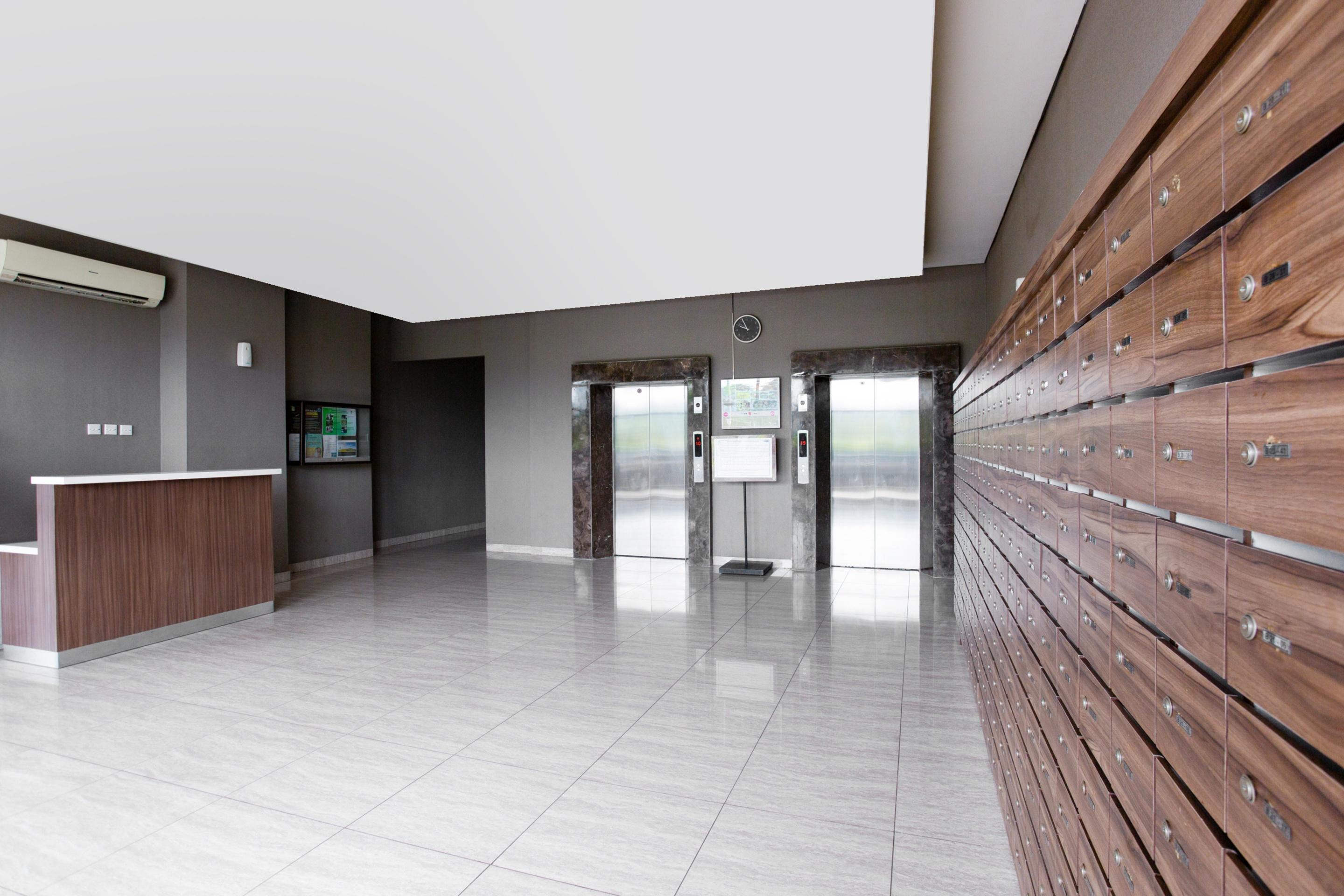 โอโย 2482 อพาร์ตเมนต์ เซอร์ปง กรีนวิว Hotel ทังเกอรัง ภายนอก รูปภาพ